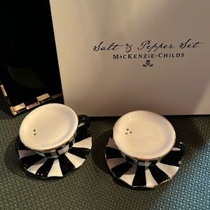 New Mackenzie-Childs Courtly teacup salt&pepper shakers, glass w/gold trim w/box